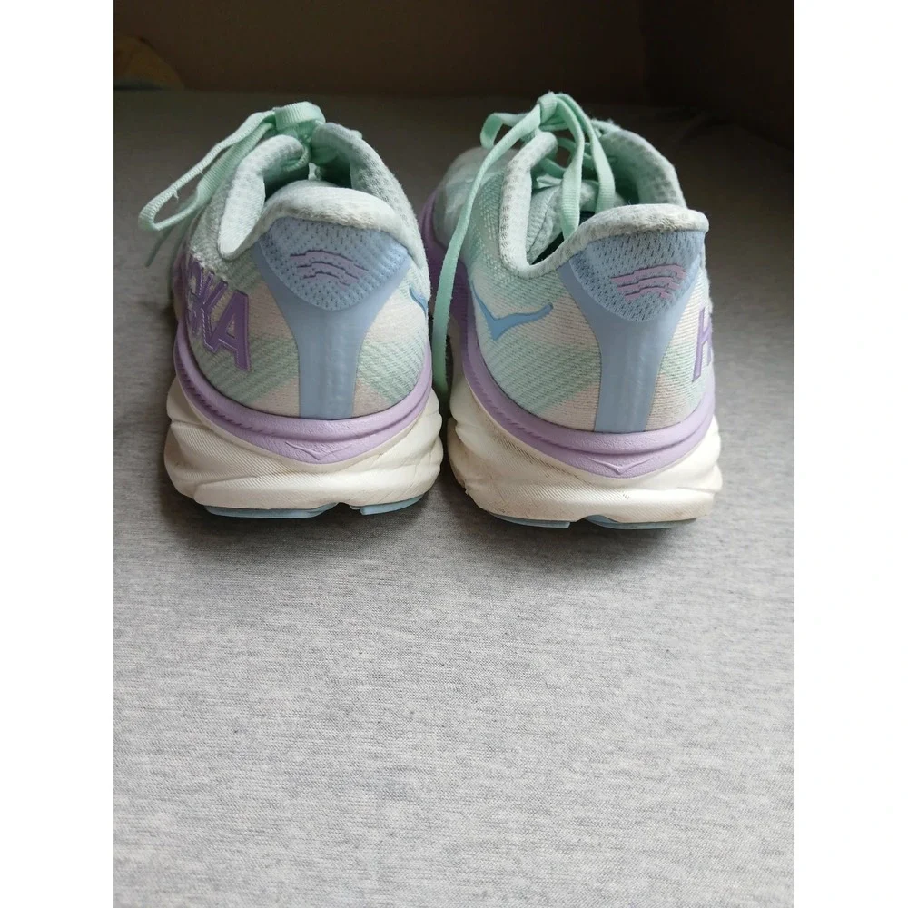 Hoka Womens 9 B Clifton 9 Sneakers Casual Athletic Running Active Blue Comfort